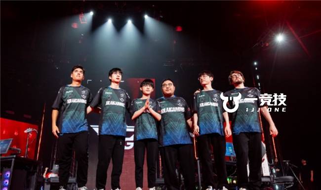 包含PSG轻取EDG,Flandre统治全场的词条 包含PSG轻取EDG,Flandre统治全场的词条