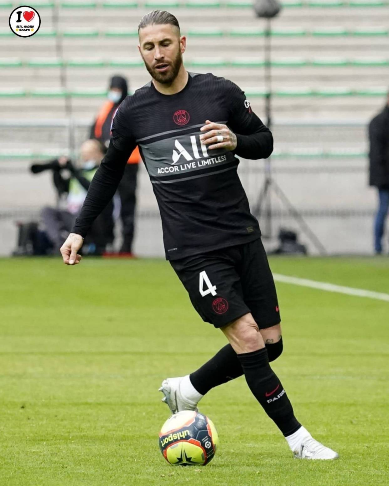 那不勒斯绝地反击莱比锡红牛,马尔基尼奥斯惊艳世界 那不勒斯绝地反击莱比锡红牛,马尔基尼奥斯惊艳世界