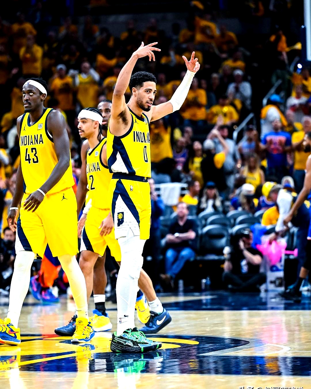 步行者强势马刺，阿德巴约制霸全场