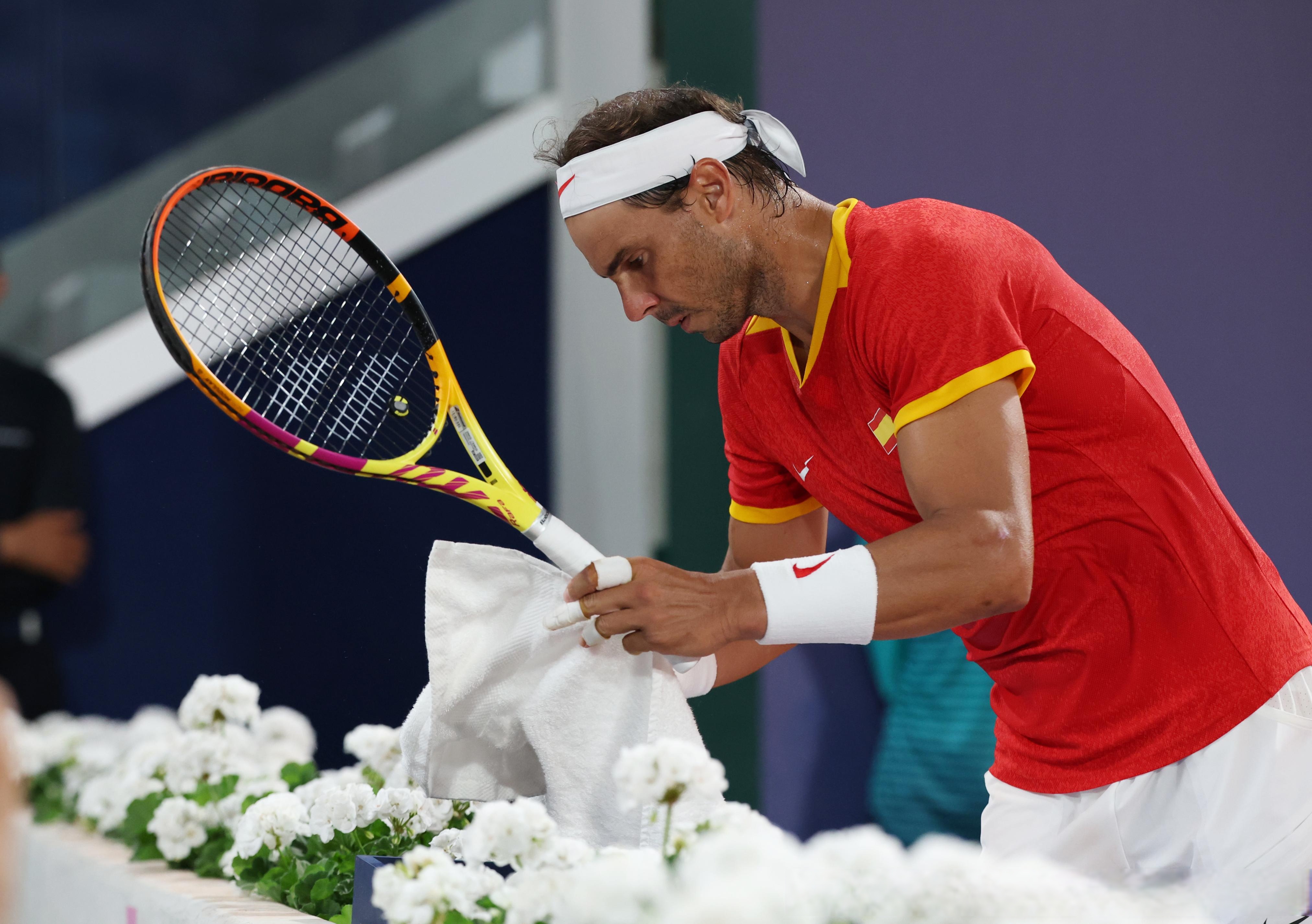 欧洲网球队翻盘世界网球队，纳达尔统治全场的简单介绍