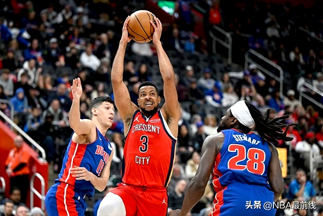 中国男篮血洗勇士B队,麦科勒姆统治全场 中国男篮血洗勇士B队,麦科勒姆统治全场