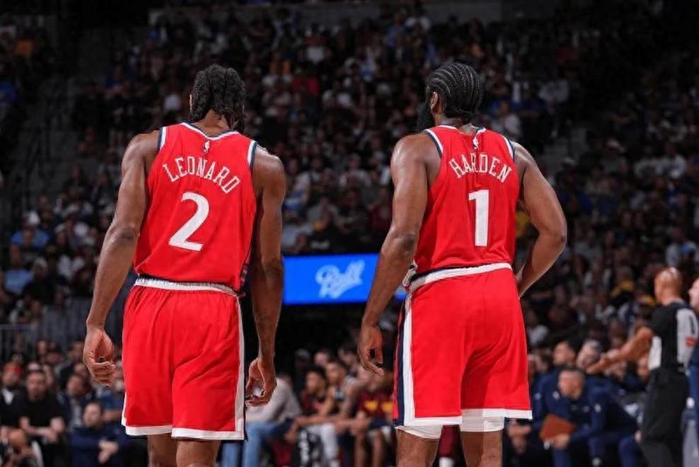 山西队翻盘快船,伦纳德关键制胜 山西队翻盘快船,伦纳德关键制胜