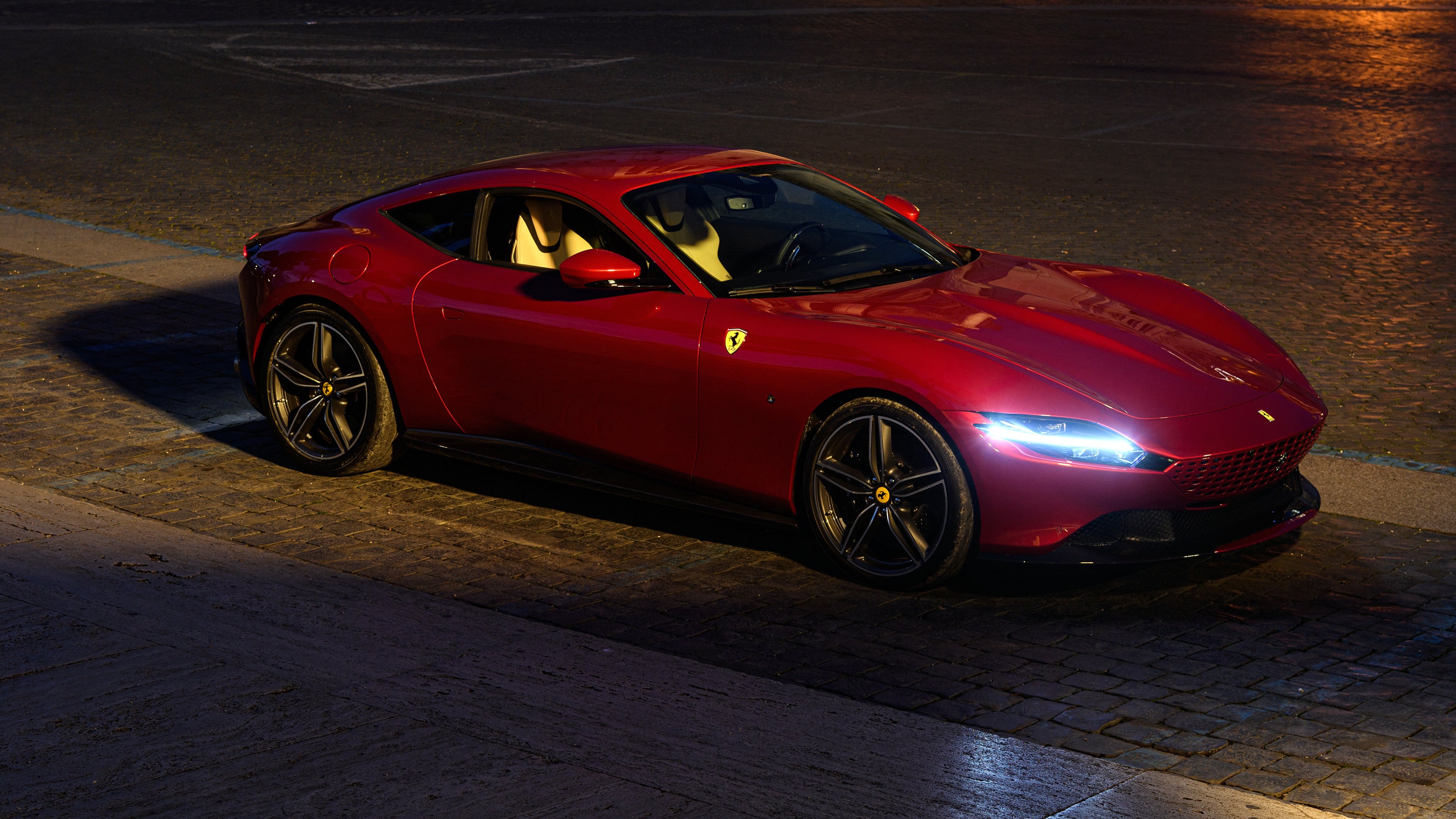 C罗独坐王座，塞内加尔新旗升起，足球世界在撕裂中轰鸣